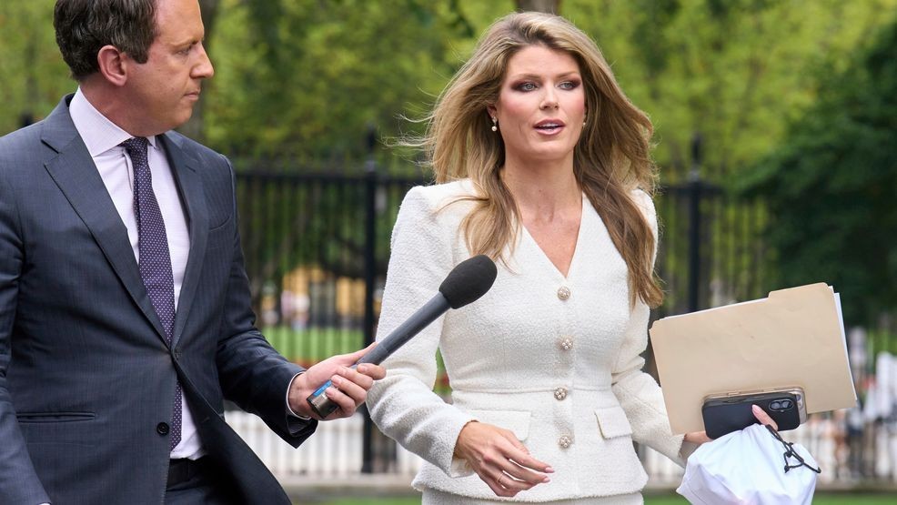 Image for story: Judge skeptical of prosecutor's authority in Comey, James cases