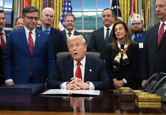 Image for story: With shutdown behind them, lawmakers turn to their next funding deadline