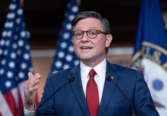 Image for story: US waits on House to return to get government back open after Senate approval