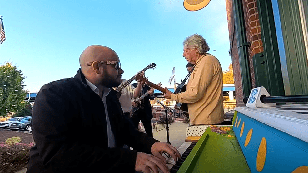 Image for story: Road Trippin'...Ants: 'Ain't no Sanity Clause!'