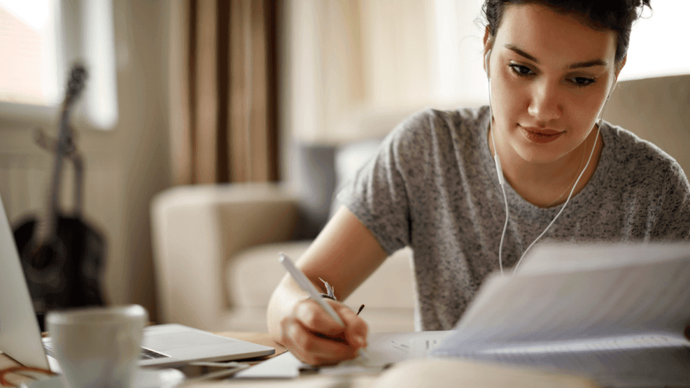 Image for story: How to avoid late credit card payment fees