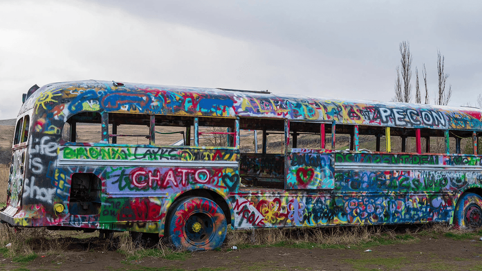 Image for story: That Northwest Bus is a roadside canvas on wheels in rural Washington