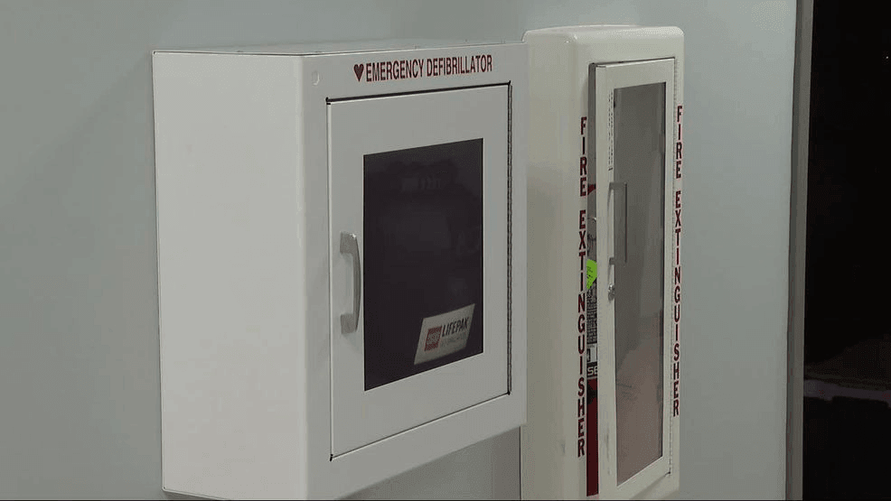 Image for story: Student's cardiac arrest event spurs implementation of AED app in Putnam County