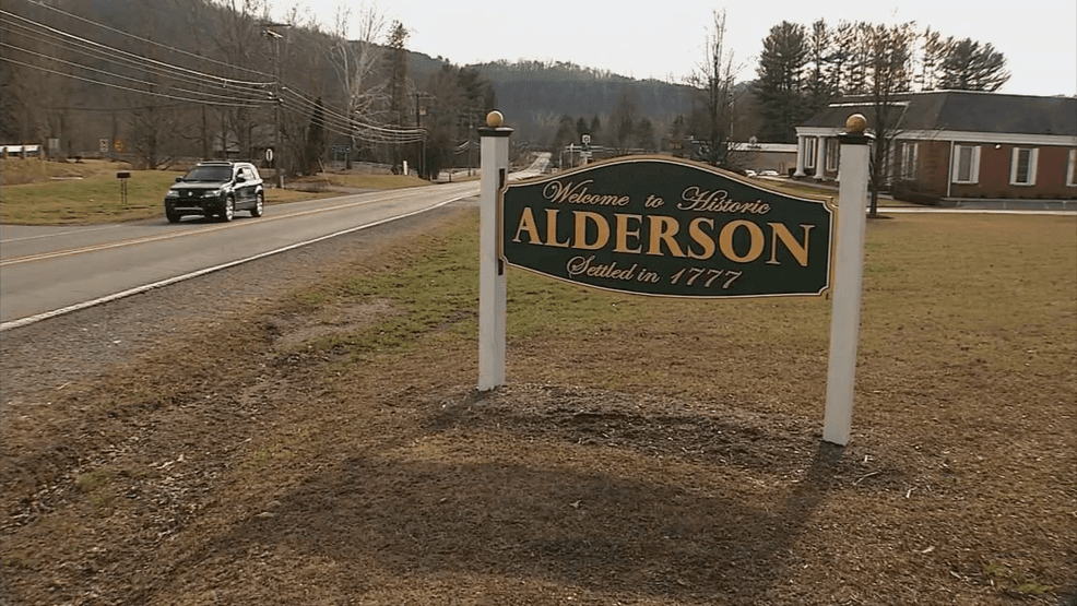 Image for story: Traveling WV: Alderson Lion